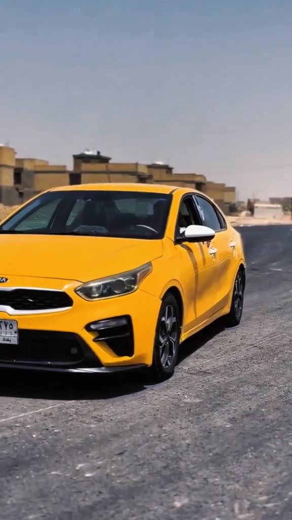سلام عليكم شباب 
للبيع 🚘
كيا فورتي موديل 2021
اللون: أصفر
الممشى: 99 ميل
المواصفات: نص فل
السيارة بحالة ممتازة جداً،
محرك وكير كفالة ✅
لا تحتاج أي صرف، استخدام مرتب ونظيف.
السعر: 128 ورقة قابل للتفاوض بالمعقول.
واتساب 📞 ***********
