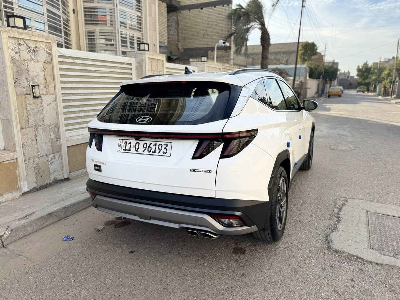 هونداي توسان خليجي ضمان الشركة
كفاله عامه رقم بغدادالدولي تحويل مباشر 

عداد المسافه : 26الف km فقط

الموديل : 2025

حجم المحرك : 4 سلندر 2000 دوش 

المواصفات ..  

حساس امامي خلفي 

 بصمة تشغيل وابواب تشغيل عن بعد

تبريد قطعتين - مقاعد كهرباء اماميه 

مقاعد تبريد - مري شفط - اشاير مري 

مثبت سرعه - سايد بريك كهرباء 

شاحن وايرلس - لايت الامامي زينون + لد

بردات خلفيه - ويل كب حجم 19 

( السعر /242 )

***********
بغداد / حي الجهاد
