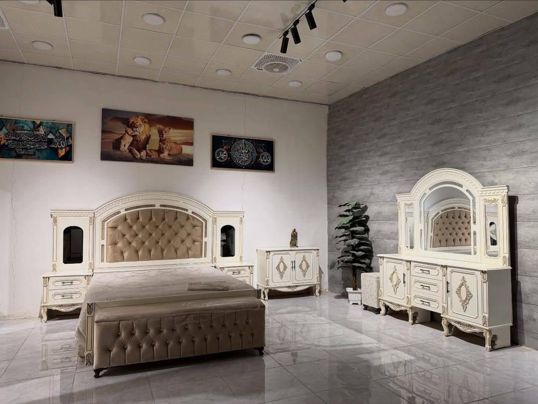 موديل جديد ضمن وجبه الدرجه الأولى
موديل (. أوبال )جاهز للحجز والتوصيل المباشر

ضمن وجبة الاصباغ البوية

غرفة 6 ابواب طابقين ملحق داخلي

تتكون من 10 قطع

وجه الكنتور يكون." 16 ملم  MDF 
داخل الكنتور صاج طبيعي 4 ملم 

ظهر الكنتور جرجوبة براغي 

القاعدة الارضية للكنتور بلوك بورد

ارتفاع الكنتور مترتين و62 سم 

عرض الكنتور مع زاويه الملابس 4 امتار و60 سم 

السرير طبقة بلوك بورد

السعر / مليونين و600


**إذا كنت صاحب هذا الإعلان وتريد حذفه لأي سبب، رجاءا أرسل رسالة إلى الدعم الفني**