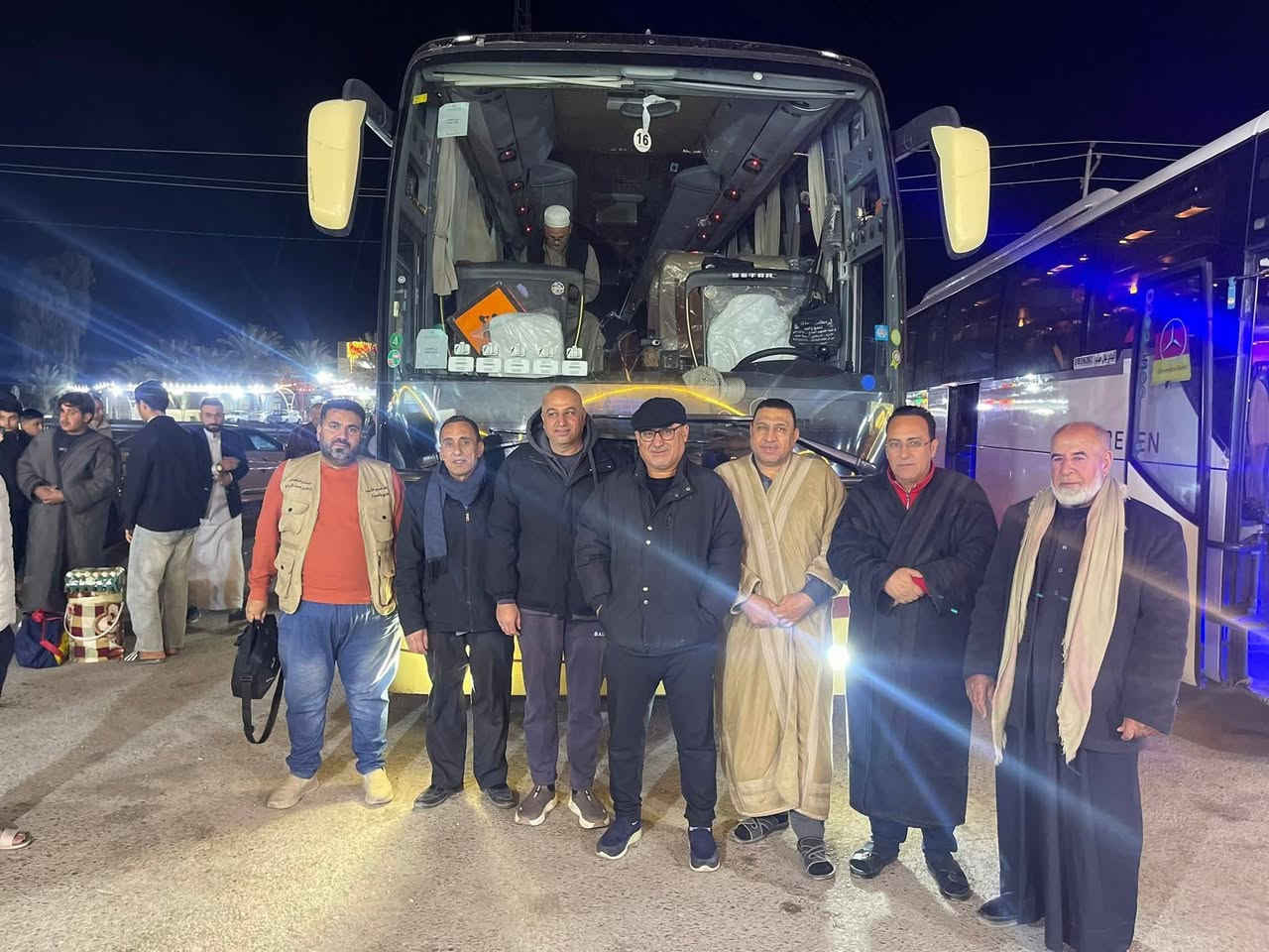 بعد التوكل على الله وفي هذه الليلة المباركة نودع معتمرين  #مكتب الخير لأداء عمرة النصف الثاني من شهر رمضان المبارك  نسأل الله أن ييسر لهم سفرهم 
والرحلة باإدارة وإشراف خادمة ضيوف الرحمن الحاجه ام حسن الهيتي 
 للاستفسار والتواصل عن #رحلة شوال على ارقام المكتب 
***********
***********
