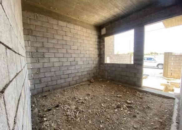 � هيگل للبيع – فرصة لا تعوّض! 🏡
📍 الموقع: الموصل – [ الملايين الثانيه ]

📐 المساحة: [160.متر واجهة 8متر  ]

🛏️ عدد الغرف: [ 2غرف نوم ]

🛁 عدد الحمامات: [ 1حمام ]

🍽️ مطبخ + صالة + إستقبال + كراج + سطح 

✨ المميزات:

✅ موقع حيوي وقريب من الخدمات

✅ بناء مرتب 

✅ مدخل مستقل

💸 السعر 50 مليون  .

I 

📞 للاستفسار والمعاينة اتصلوا بنا على الأرقام التالية:

***********

***********

📍 أو زورونا في مكتب ارض السلام  للعقارات

📍 الموصل – شارع التعليم العالي التربيه الرابعه

📌 لا تفوّت الفرصة وسارع بالحجز، العرض محدود!
