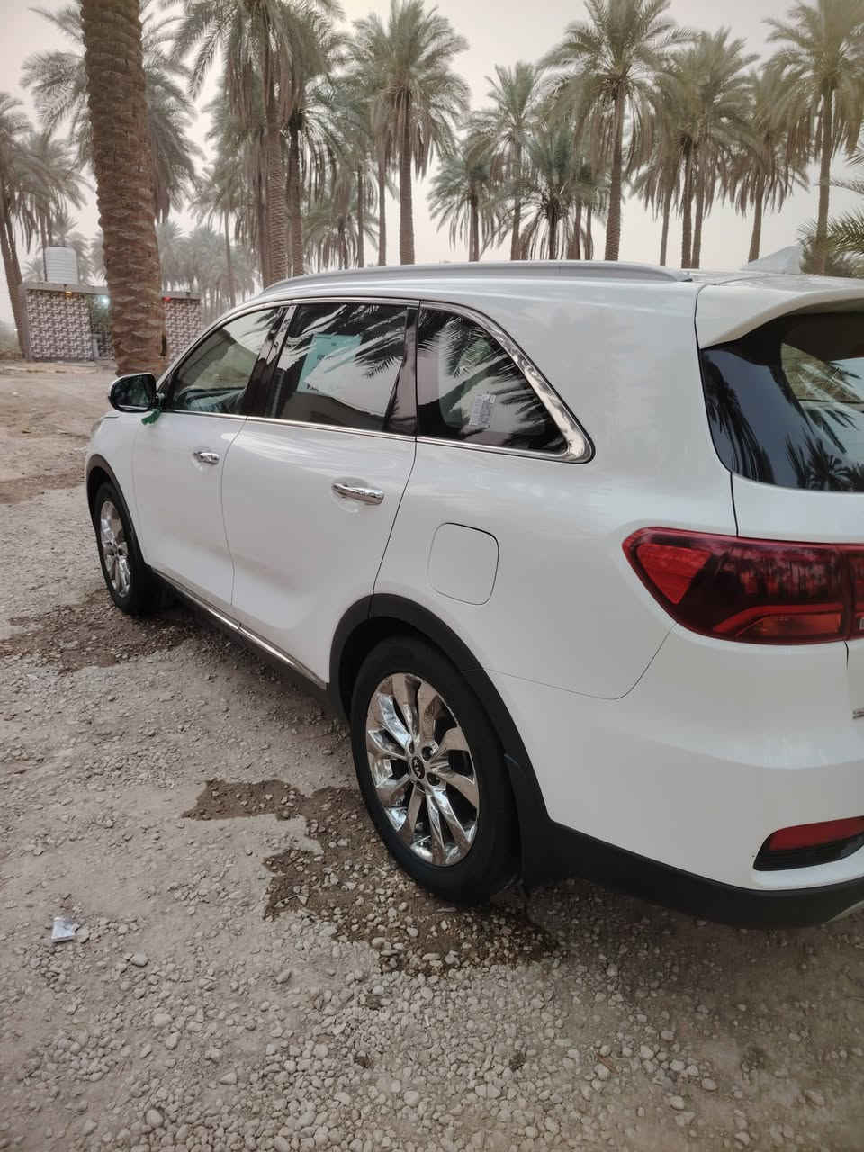 السلام عليكم سورنتو 2020للبيع السياره كفاله عامه ماعدا بيه سحب كارت بالباب الخلفي تقريباً 4 اصابع الباقي كفاله عامه مكينه كير حداديه تبريد السياره جاهزه من كلشي
السعر 260 بيها مجال قليل العنوان الديوانيه للأستفسار الأتصال ع الرقم ***********
