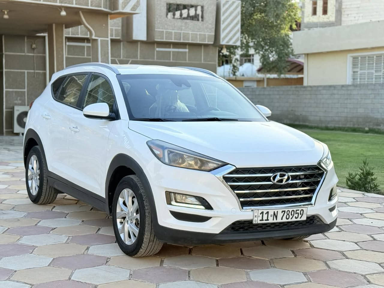 سلام عليكم
توسان 2021 

امريكي حادثة بنيد فقط 

ماشية  64 الف 

مواصفات 

شاشة 
بصمة +بصمه بواب
تحكمات استيرن
رادار 
سايد بريك دكمة
انضمة سبورت 
فول عدا البنروما

سعر (173)

***********
