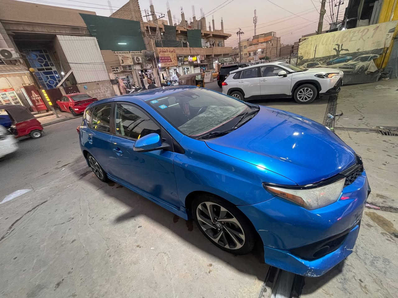 كورلا ٢٠١٨ رقم بغداد جديد باسمي مشروع وطني
87124 ميل ماشية
مبدل بيها جاملغ عكس السايق 
وصبغ نص البنيد 
ايرباك بردة طاك بس
كير مكينة تبريد مكفولات 
مكاني الامين نواب ضباط 
*********** 
١١٠
