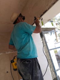 نحن نقدم خدمات متكاملة في أعمال البناء والتشييد، بما يشمل التركيب، وال...