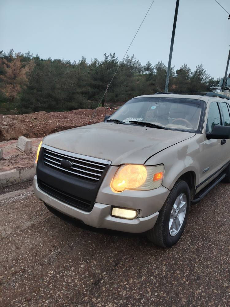 فۆرت ۲۰۰٦ مالی دۆستە بێ بۆیاغە کێرو مەکینە دەبل ئەکسل بە شەرت سعری ٥۰ کەمێک مەعامەلە مەنەفێس ئەسلی 0782 172 65 21 0750 462 2006 أربيل, العراق
