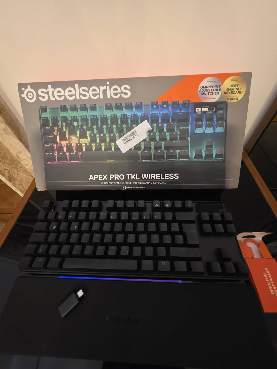 Steelseries apex pro tkl wireless
نضيفة ٩٥ %  ناقص كبل  💢 سعرها  ١٥٠ الف


**إذا كنت صاحب هذا الإعلان وتريد حذفه لأي سبب، رجاءا أرسل رسالة إلى الدعم الفني**