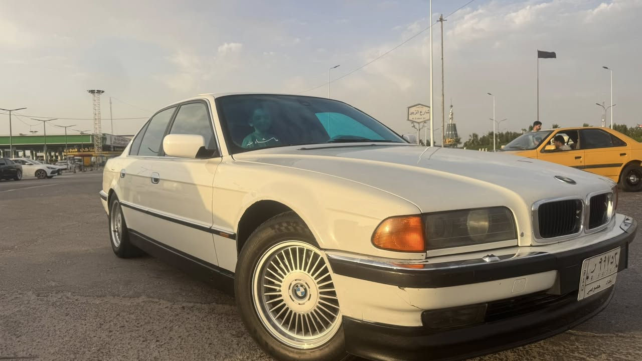 سلام عليكم
للبيع 730اصل
مديل 95سنويه لل27 تحويل كل المحافظات
صبغ 3قطع تريد ابيعك حزام ماعندي مشكله 
دخل مخمل 16حركه 
فتحه شغله 
حديده وره وكدام بل كارتون 
قفل سرعه 
دركشن 
تبريد وره وكدام 
تحكم ستيرن شغال 
تخم تاير 
‏كهربائيات ع وضع شركه لاجطل ولا شي 
صندوك شفط 
مكينه وكير كفاله كير تمساح 
شاشه اندرويد
سياره جاهزه من كلشي 
ربع ماتصرف عليه 
مكان سياره بصره 
سعر 110وبيه مجال 
تصل و بخدمتك ماعندك رصيد رمش وانه اخابرك 
‏***********وتساب
***********اتصال
