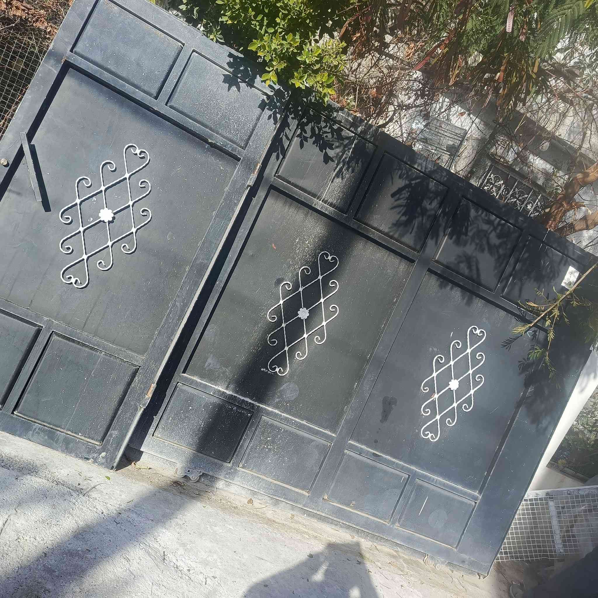 باب اسلايت للبيع السعر 175الف اي استفسار تعال خاص او اتصل على هذا الرقم ***********
