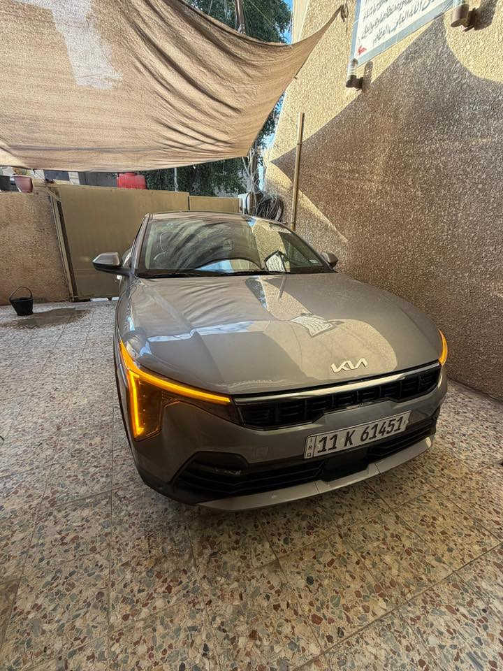 السلام عليكم 
كي فور 2025
وارد امريكي
Kia k4
فول موصفات عدا فتحة واشاير بالمري 
.تشغيل عن بعد 
.اشارة ترحيب 
.فتح الصندوق عند الاقتراب 
.اوتو هولد
.سايد بريك كهربائي
.رادار جانبي وامامي 
.مازدات led لد ثلاث عدسات
.قيادة ذاتية 
.تحديد مسار
.شاشة متصلة 
.اضوية داخلية لمس
.تحكم كامل عن طريق الشاشة 
. دشبول بيانو 
مكينه 2000 دوش 

الحادث موضح بالصور 
تبديل بنيد فقط تفصيخ اصلي
بدون دواخل لغد وشاصي كفااله 
ايرباك دركه فقط  
 .
السعر :$173 بيه مجال بسيط 
بغداد الامين الثانيه 
***********
