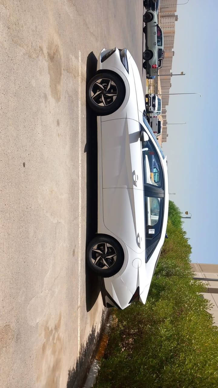 السلام عليكم
هونداي النترى موديل ٢٠٢٣ شكل ٢٠٢٤ 
سياره تجميع الصيني سياره حلوه وجاهزه 
مواصفاته 
بصمه 
فتحه 
كشنات جلد 
حساس امامي خلفي 
السياره ماشيه ٤٧ الف 
كير مكينه ع الشركه ممفتوحات
اخوان كلشي واضح بسونار 
سعره ١٢٨ وبيه مجال 
مكانه بغداد قرب مجمع بسمايه 
***********
