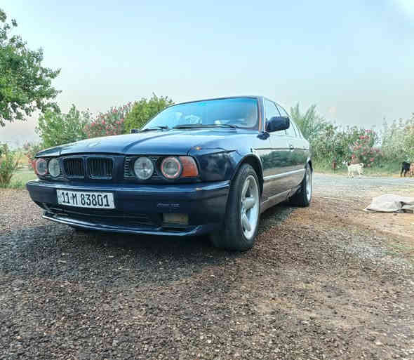 بي ام 520 كير مكينة اصل كير 520 بلاد كير عادي يشك الكاع هية ولمكينة فول ماكو صرف كفالة من الطول للطول فقط ضربة بجاملغ الخلفي ومصلح وضربة كلش خفيفة مماثرة بشي وكلهة مكفولة صدر تبريد مكينة كير كشر صبغة جديدة اتخبل مناقصهة شي بشرط رقم انكليزي بغداد تحويل ثاني يوم مكاني بغداد احسينية الراشدية رقمي ***********
