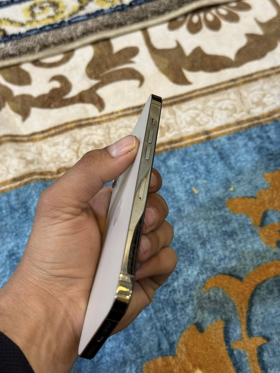 12 بروماكس مبدل ضاشه نوعيه حلوه وبطاريه من حدثت وكف الفيس ايدي سعره ٣٨٥ بغداد مدينه الصدر ***********
