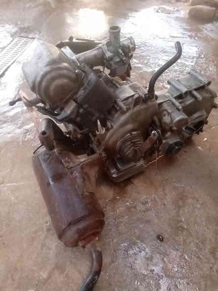 ‎سلام عليكم مكينه بياجو نضيفه فلوين نضيف  كطعت ناريه السعر 350وبيها مجال ***********‎ بغداد
