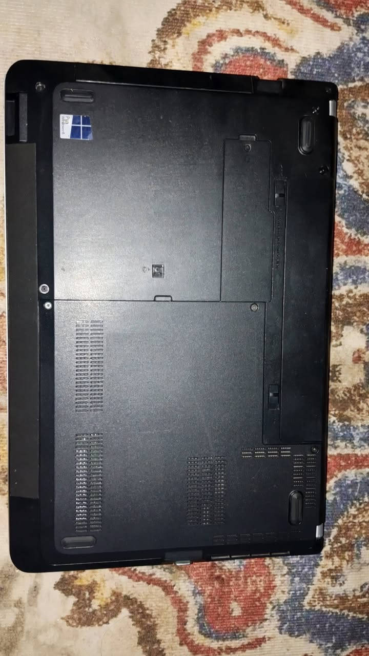 سلام عليكم   لابتوب البيع بسعر 100 الف و ويا شاحنه و جنطه موصفاته كور اي 5 جيل ثالث هارد  HDD 500 مكاني كوت تواصل واتساب  *********** وبخدمه
