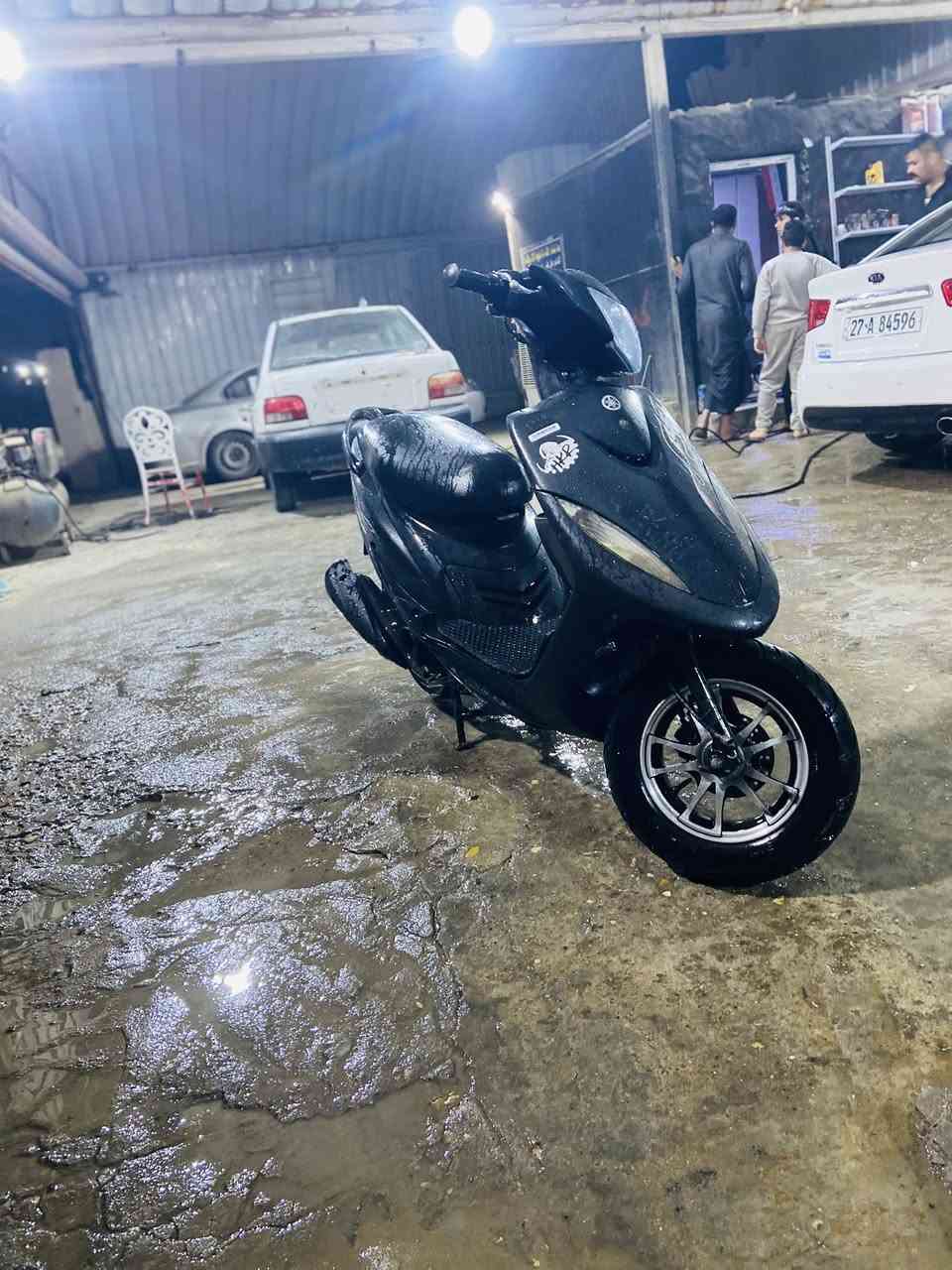 ماكس عدله 
نكره سلف 
كله بلاد 
كلها مختمه 
شرط لفحص لا مفتوحه ولا ملعوب بيها 
دراجه ماصارله هواي من ماخذها كهربائيات دبلات كله بلاد ومختم 
رقم *********** تصال
