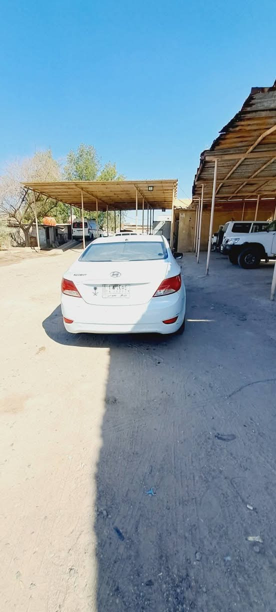 السلام عليكم
اكسنت خليجي مديل 2014 مكينه 1600 بااسمي
كفاله كير ومكينه تبريد جديد حداديه كهربائيات كلهه شغاله رقم ذيقار باسمي سنويه جديده بيهه الدوسه مبينه بصوره طخه وبيه اثر خياسات بالمجره مال جامه الخلفيه بيه دحجه بالبك لايت الخلفي موقويه والباقي شوف العين 
السعر 85 مكاني البصرة شط العرب الجزيره 
*********** رجااا الموشراي لايخابر وجماعه 75 مابيع… واسف ع الاطاله شط العرب, البصرة
