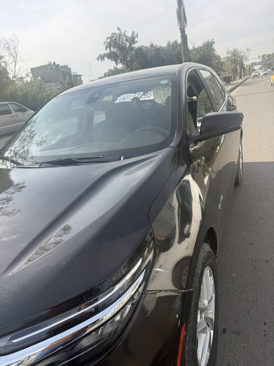 السلام عليكم
كوينكس 23 مواصفات lt
نص فول
وارد امريكي حادث تخريب مصبوغه حزام
بدون دواخل بدون ايرباك
ماشيه 72 الف ميل 
السعر 145 بي مجال
***********
مكاني بغداد قرب علوة الرشيد
