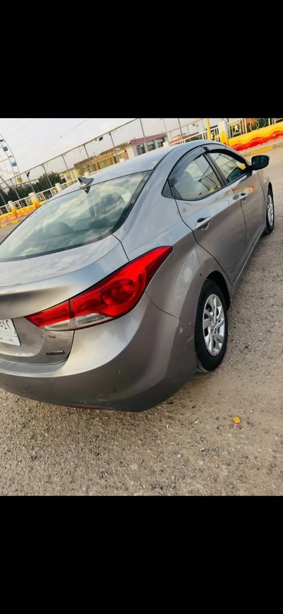 السلام وعليكم الانتره موديل 2012وارد امريكي فول 1/1تدفئه تبريد كير محرك صدر تخم تاير كهربايائات كوله عله وضع اشركه كشنات جلد تدفئه تبريد شاشات كشنات خلفيه بصمه تشغيل وبصمه ابواب سياره جاهزه عله اخر حبايه اسياره(لمتدد)مفوله مواصفات (مكان واسط قضاء العزيزيه السعر 88)رقم  الهاتف *********** سونار جديد مرفق معه المنشور
