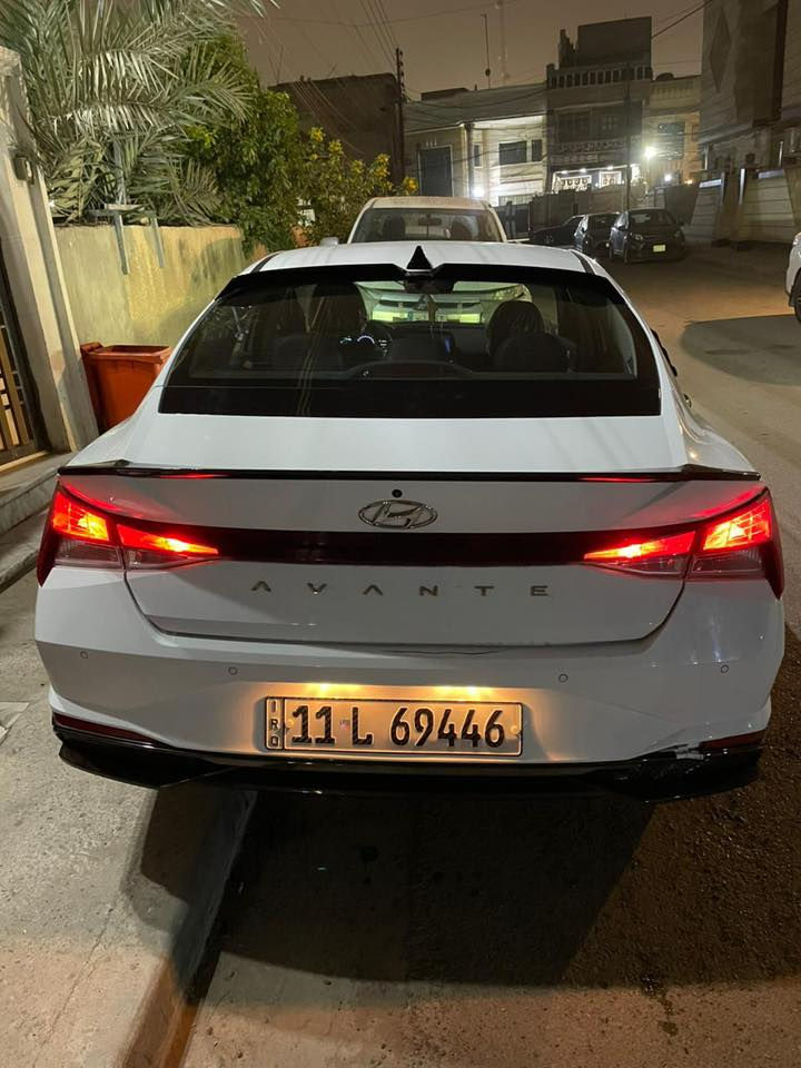 سلام عليكم
سياره النترا موديل 2023 وارد كوري(افانتي) 

محرك 1600هايبرد 

المواصفات
السياره بصمه
انظمه قياده بيها (normal smart sport) 
ايرباك عدد4 
شاشه كبيره تدعم ابل كار بلي /اندوريد اوتو
كشنات جلد اسود
سماعات عدد 7
تبريد يخبل ثلج ❄️ 
كشنات الكشن مال سائق تدفئه تبريد كشن الراكب الي بصف السائق تدفه
كامره خلفيه
حساسات  خلفيه
رادار امامي
قياده ذاتيه
مرايات شفط
تدفئه ستيرن
مثبت سرعه
و السياره بيها بعد مواصفات
السياره باسمي تحويل ثاني يوم

السياره ماشيه 16 الف كم

السياره نظيفه كلش بدون حادث و السونار مبين بالصور

السياره سعرها 155 ورقه و بيها مجال للشراء


**إذا كنت صاحب هذا الإعلان وتريد حذفه لأي سبب، رجاءا أرسل رسالة إلى الدعم الفني**