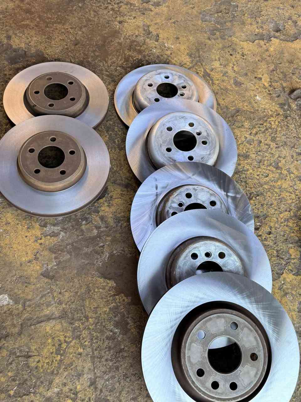 عرض خاص ألى التكسي فقط
دسكات مع تصفير فلنجات مع فتح وتركيب

30 الف فقط مع الضمان

موصل صناعه مكتب شمس  ***********
