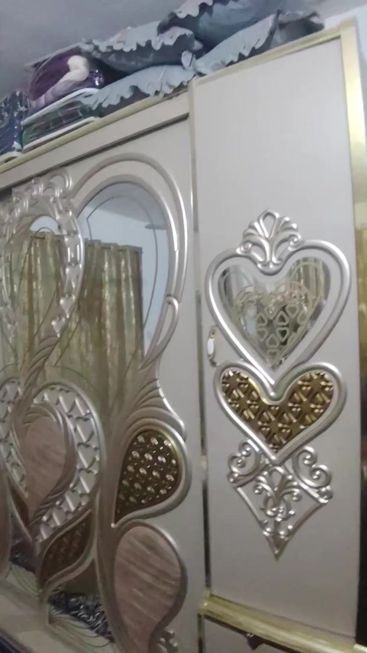 غرفه تركيه ٩ قطع
السعر ٥٠٠ مستعجل عل بيعتهه
***********
