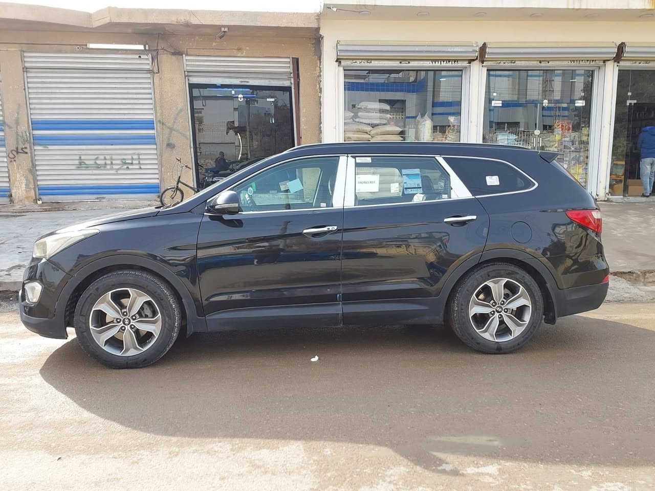 سنتاقيا فول بغداد 2014
فول الفول من عده الفتحه بردات 7راكب
محرك6
 3تبريد
سياره رقم بغداد بسمي 
تحويل مباشر
***********
