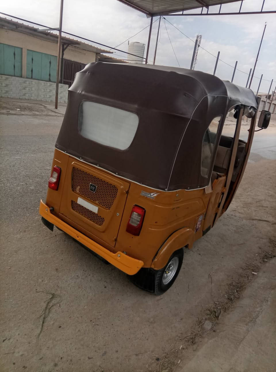 للبيع موديل 21 اوراق خالد وصادق سعر 6600العنوان.بابل***********
