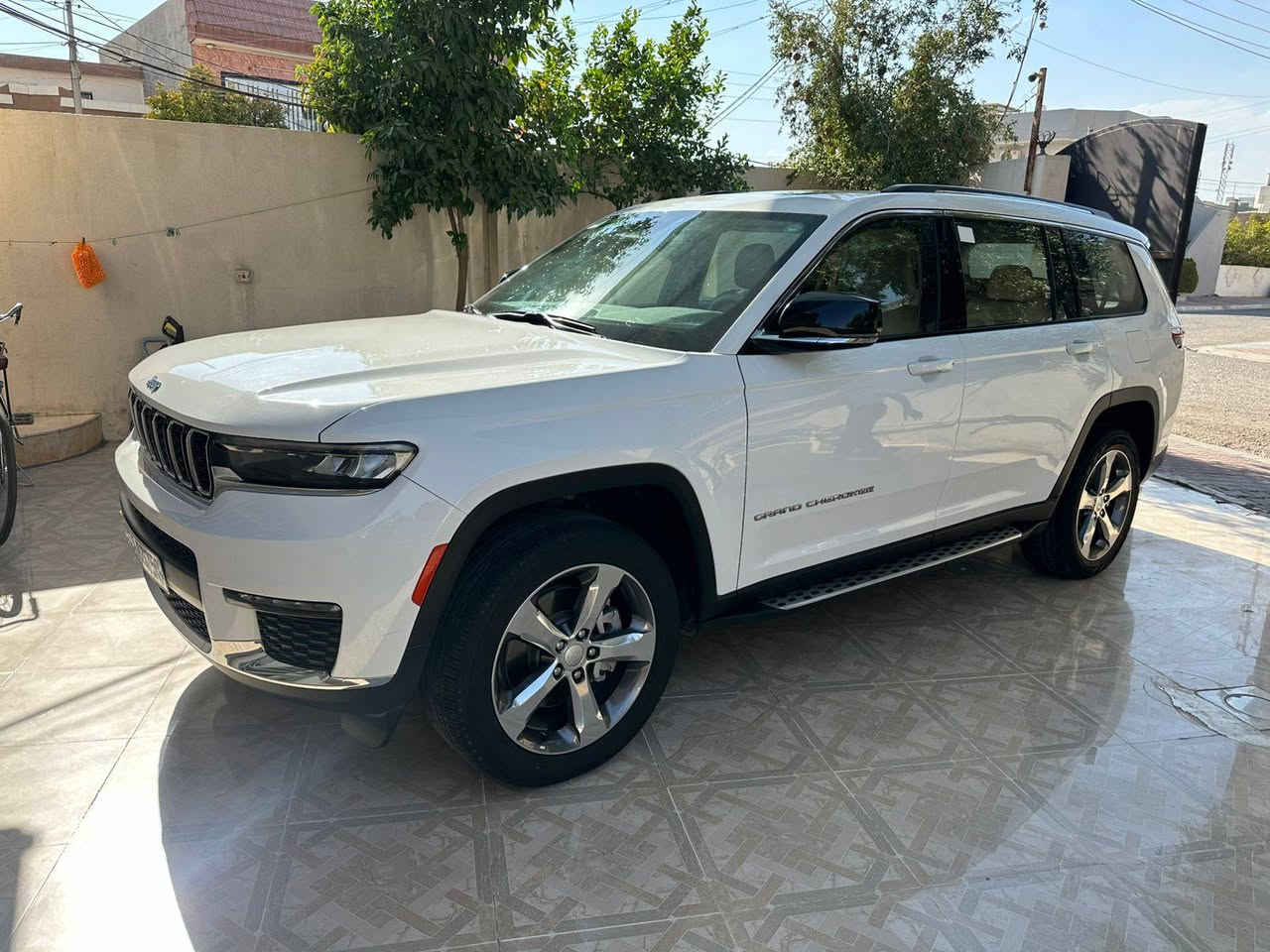 سلام عليكم
جيب كراند شيروكي L
رقم اربيل
Limited مواصفات
خليجيه وكاله هارلم
كلين تايتل
ماشيه 59 الف
السعر 415. 
...مكان السياره كركوك للاستسفار التواصل على 
***********
