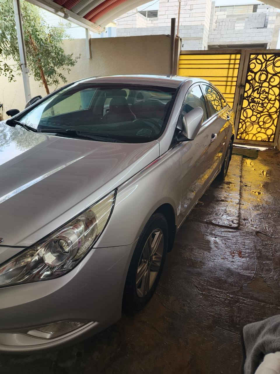 سوناته وارد كوري 2014 مكفوله من الضربه السياره جاهزه حداده جديده تخم تاير جديد سنويه مجدده رقم بصره الجديد تبريد ثلج جاهزه مابيه نقص مكان السياره بصره لمطيحه *********** متواجد واتس اب البصرة, العراق
