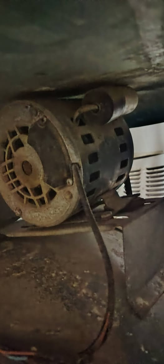 مبردة نظيفه الحوض مزفت السعر 65 الف مكانه نجف ***********
