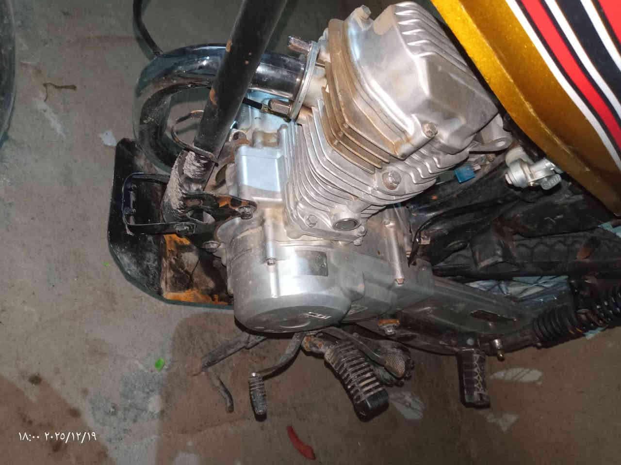 ‏‪***********‬‏ سلام عليكم دراجه ايرانيه اصلي للبيع السعر 500وبيه مجال للشراي
