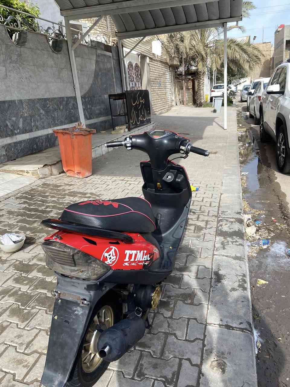 السلام عليكم ماكس عدله للبيع شوفت عينك تخبل بوشه 55 شلعه ومعدل صالنصه Fm نكرة سلف متواجد واتساب السعر 550 وبيها مجال للطيبين 

‪***********
