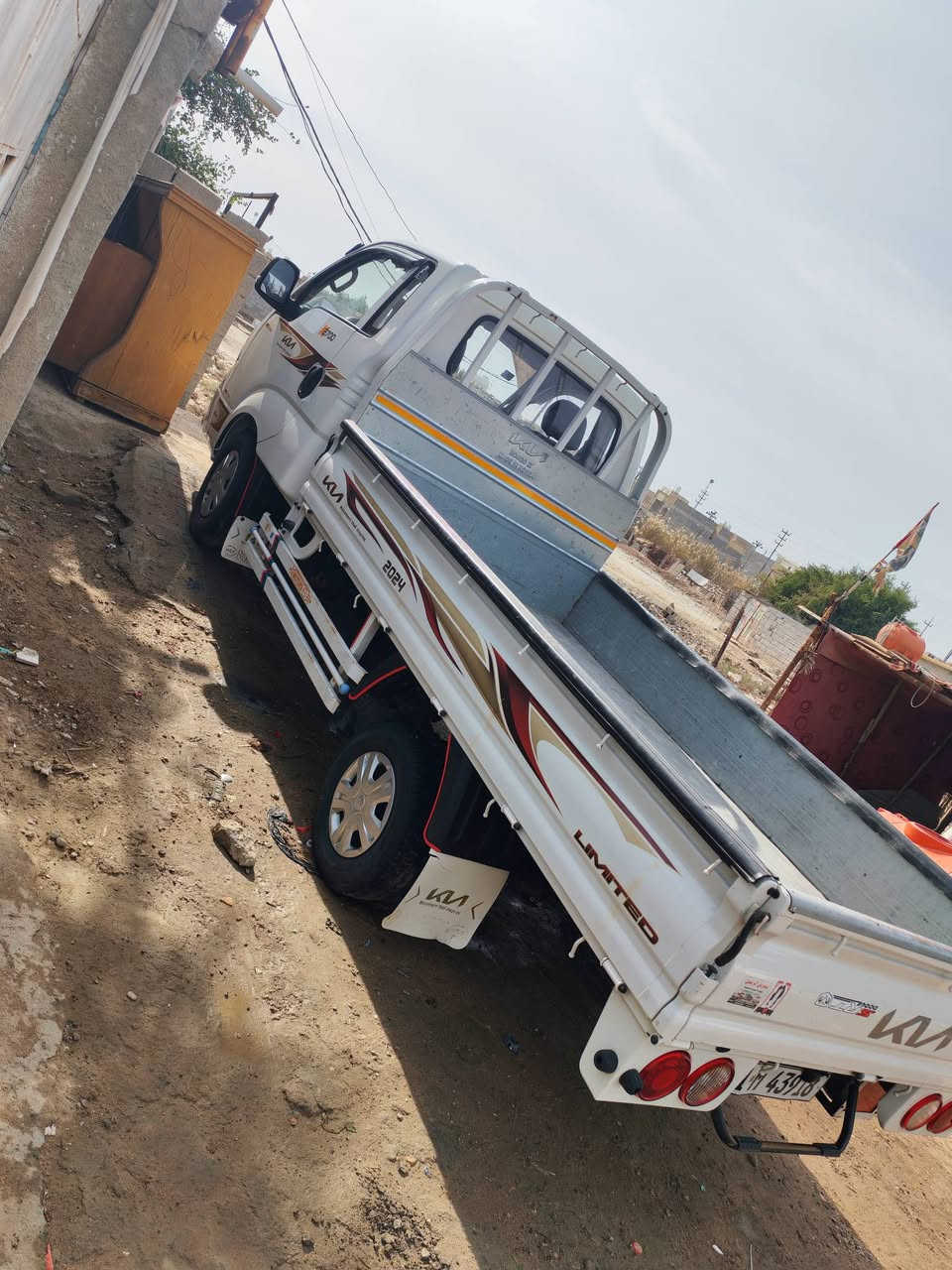 كيا بنگو للبيع مكفول كفاله عامه مديل 2024 نضيفه ماشيه 24الف الرقم ***********
