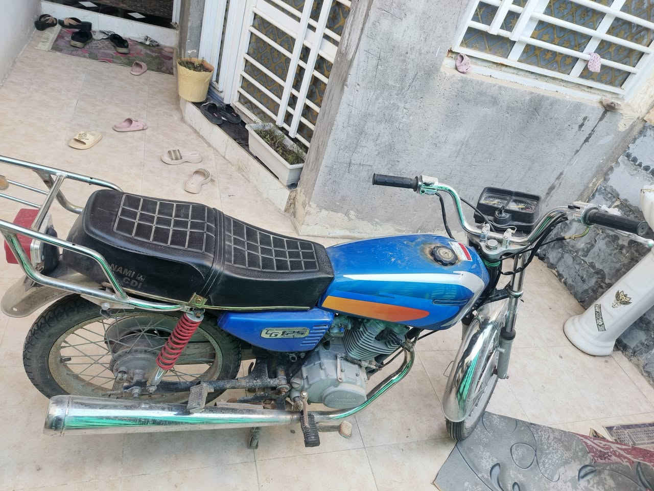 سلام عليكم دراجه لل بيع سعر 350 وبية مجال
0788 439 7706 وهاذ رقمي
