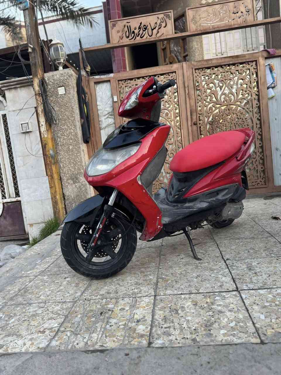 ا***********
السلام عليكم سكنس فحل ياباني نوزل استاند حساس مكينه غرسه مكفوله ما فتوحه كامله مابيه نقص كفاله دراجه ناعمه مينسمع صوتها مكفوله لا نضوح لا تبخير ولا مفتوحه السعر 575 
العنون بغداد البنوك
