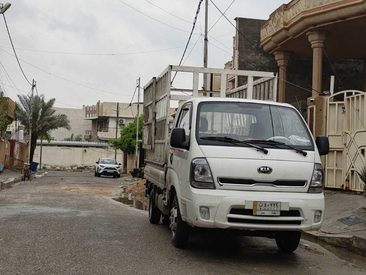 السلام عليكم
كيا بنكو 4000 مفتوح مودبل 2020
سياره ماشيه 338 الف
مكينه لاتنقيص ولا تبخير مكينه جديده
اكسله مبدل
كيره مفتوح
سياره جاهزه عالأخير
داخله رصاصي 
محجر وتحويره 14 وستدات 27 وتانكي 100 سياره جاهز للشغل تبريده شغال ثلج 
السعر 155 وبيه مجال 
مكاني الفلوجه
***********
***********
