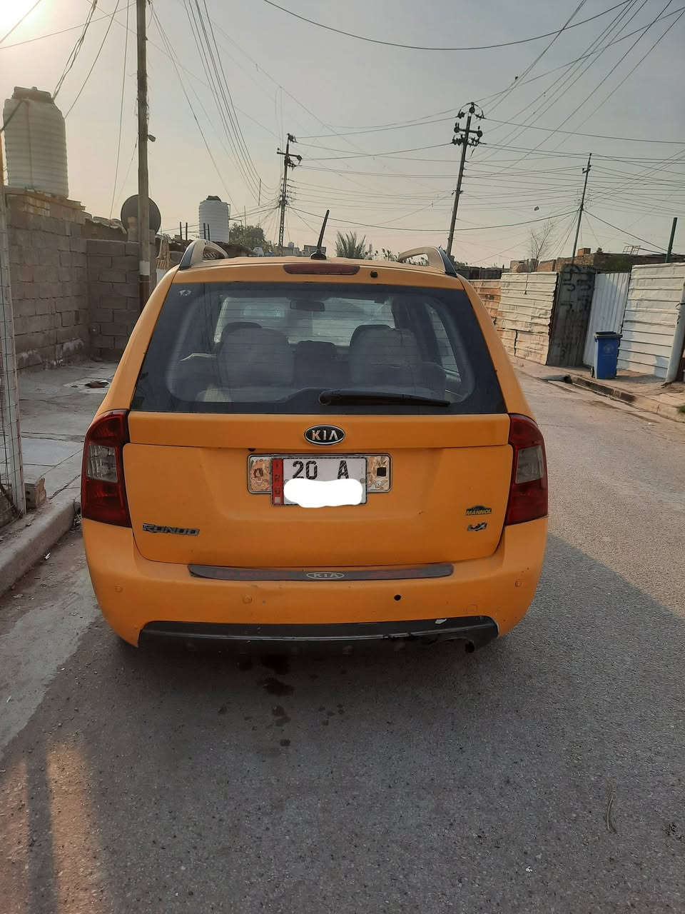 السلام عليكم
.كيا راندو 2009 وارد امريكي
           محرك 2400 السعر 77 ورقه 
           رقم الهاتف ***********
