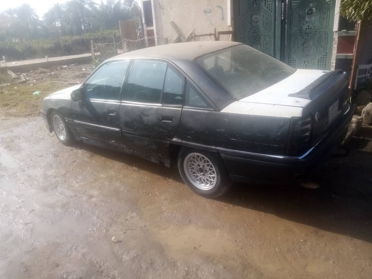 السلام عليكم للبيع سيارة اوبل اوميكا موديل ٩١كيرومحرك ونجي ياباني كيراوتو باتري جديد ماسحات زراكات لايتات هورن الكل شغال تايرات سبير انظاف غرفةنظيفةمسجل شغال رقم انبار حائز ثاني يعني بس اثنين مالك وحائز اني ماخذهامن الحائز ونطيني وكالة سيارة سنويةتفاصيل لان ضايعةعندالحائز بالبيت من شايل السعر١٨والكشركدام العين بعداقرةكل التفاصيل وفتهم كلشي واني بالخدمةللطيبين رقم الهاتف واتساب ***********وتدللون العنوان بغداد الشعب قروب سيطرة الشعب القديمة مدخل السريدات
