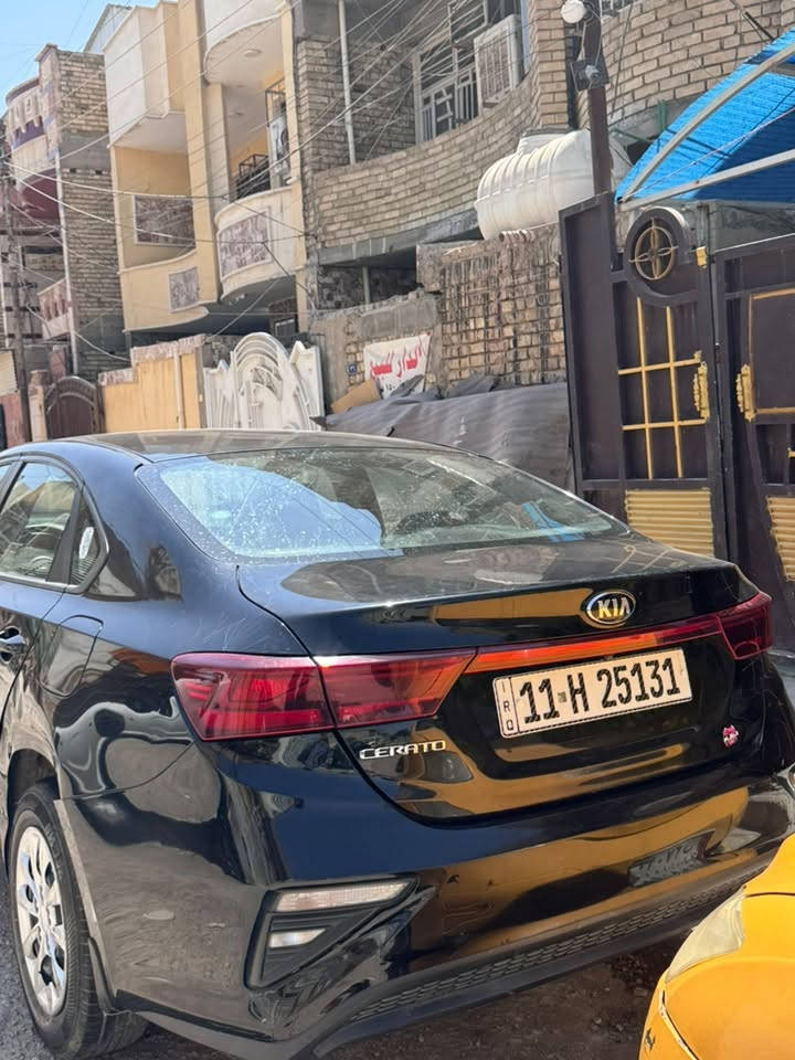 السلام عليكم
سيارة سيراتو 2020 بأسمي
محرك 1600
مكفولة من المحرك وكير وتبريد خير من اللّٰه ضربته يم قبق البانزين شبر بالباب السيارة مناقصه اي شي
السعر 140وبيه مجال
مكان السيارة بغداد الشعله
رقم الهاتف *********** واتساب

