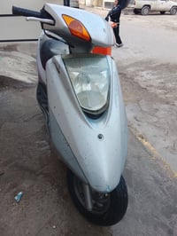 عندي دراجه بريز للبيع  السرعه 140  مكاتبه فقط الاستفسار ع رقم صاحب درا...