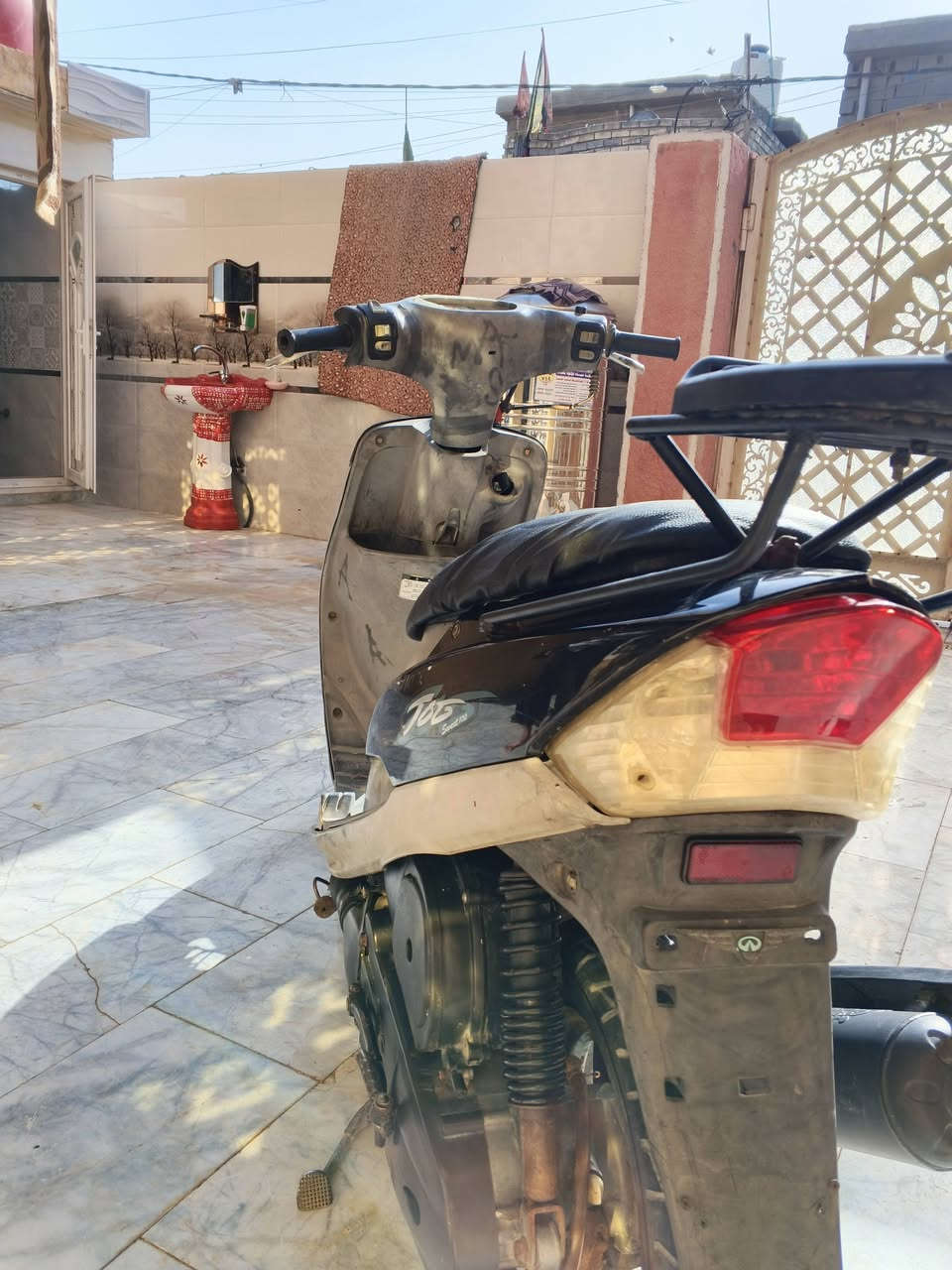السلام عليكم دراجه ماكس منغولي 120 محرك نظيف دراجه خير من الله بس كابيرتر شوي تعبان سعره 350 وبيها مجال مستعجل عليهة عنواني بغداد ***********
