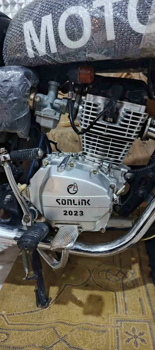 السلام عليكم دراجه نامه برو غطاس الدراجه جديده 23 طالعه 24 أوراق سكنر كله شغال مكاني نجف السعر 680 وبيهه مجال قليل رقم ***********
