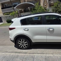 كيا سبورتج ٢٠١٨ فول مواصفات EX حادث السياره سرقه الجاملغ الايسر والبني...
