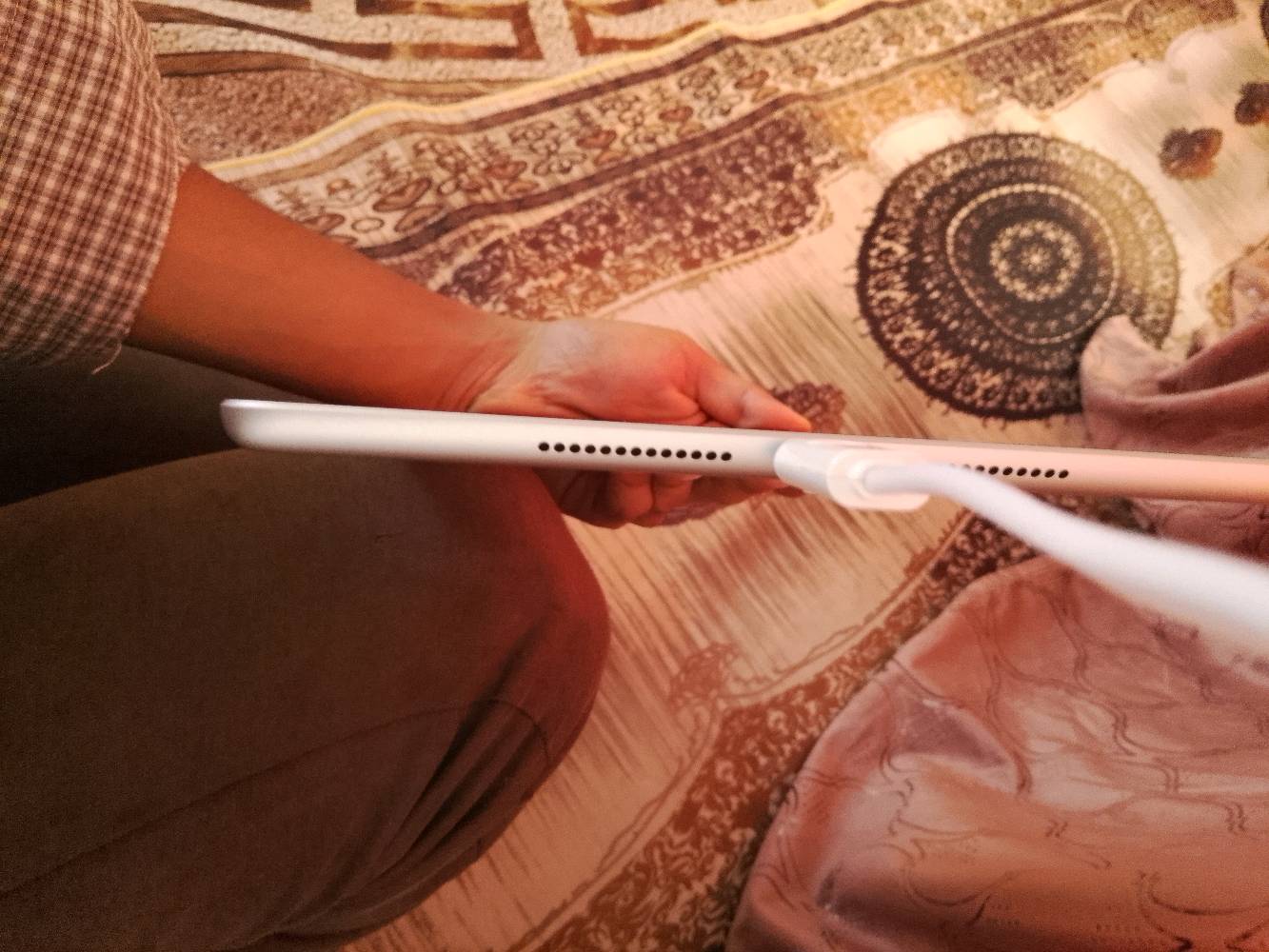 ايباد 9 نضيف جدا رايده مراوس بوكو اكس سفن برو أو ايفون 12 برو ماكس