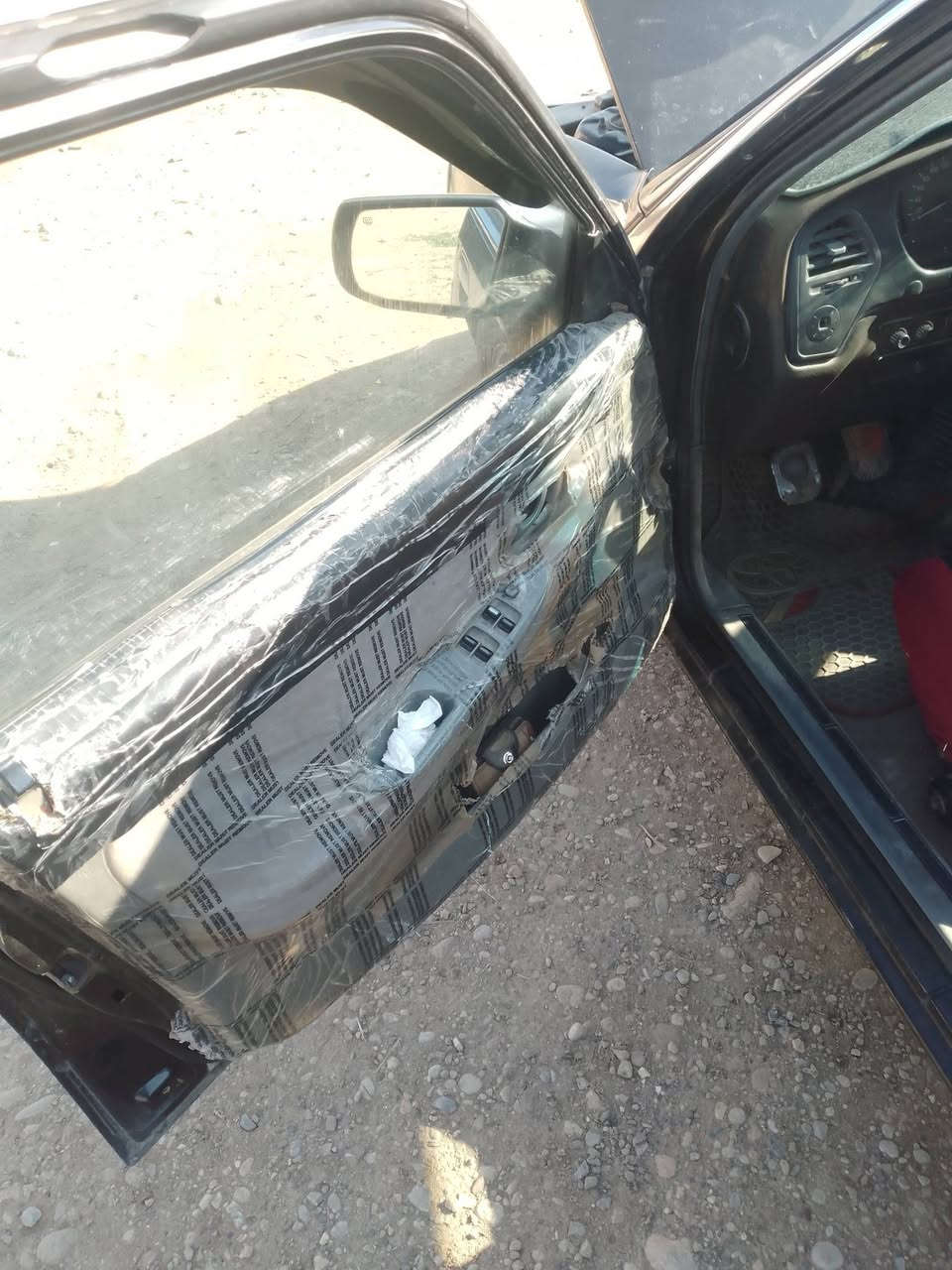 للبيع موديل 96سياره خيرمن الله جام كلهه شغاله كهربايات كلهه شغاله مال جني سعر 20وبيهه مجال عنوان ديالى بعقوبه تقاطع ساده ***********
