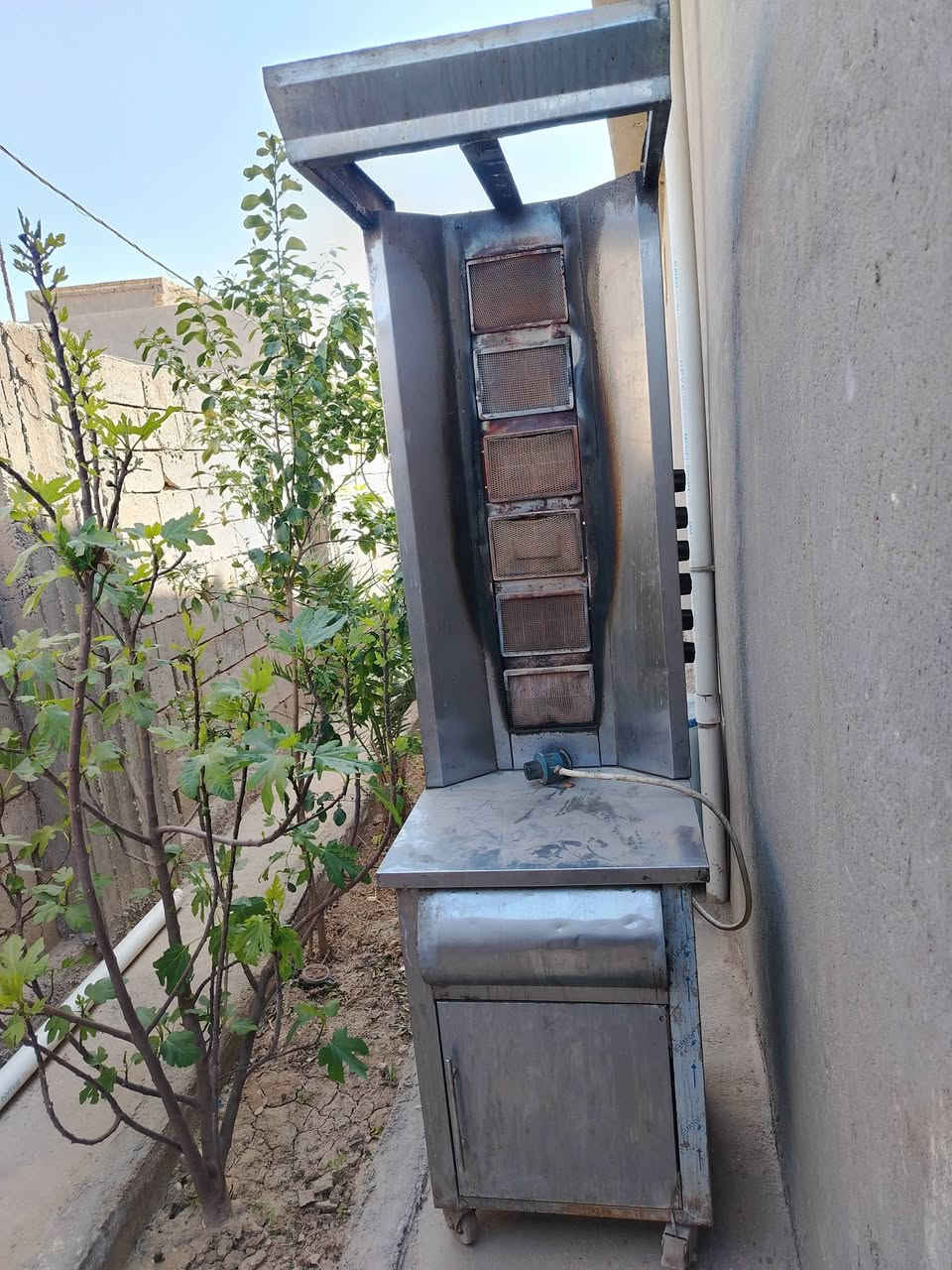 السلام عليكم حبايب ذني الغراض للبيع نضيفات مال كافتريا السعر مناسب هذا رقمي ***********
