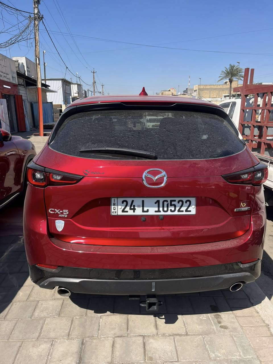 لسلام عليكم مازدة cx5وارد امريكي مكفول بدون حادث موديل 23 سيارة فول مواصفات محرك 2500بدون تيربو المرغوب سيارة جديدة ماشية 30الف استخدام شخصي من البيت للشغل من الشغل للبيت سيارة كاملة مكملة تريد تحويل تريد وكالة مكاني بغداد شارع فلسطين السعر 210 وبيهة مجال ***********
