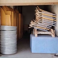 ميز ازرق عدد60 07866694997 الاستفسار