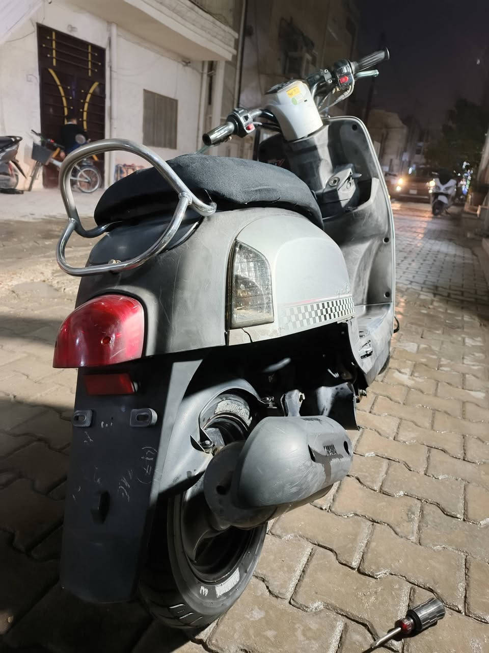 دراجه بوليس نوزل للبيع🛵
المكان الحرية دباش📍
الدرجة بيه نواقص بسيطه 
واتساب ***********
